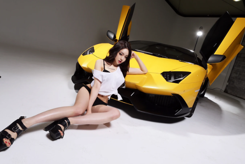 Kpop idol from Bambino Eunsol in sexy Lamborghini. Her instagram.