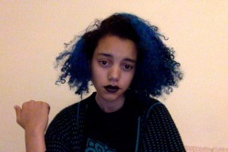 twilightzoning:  got some black lipstick the other day and well i’m here to remind everyone that i am cute hello 
