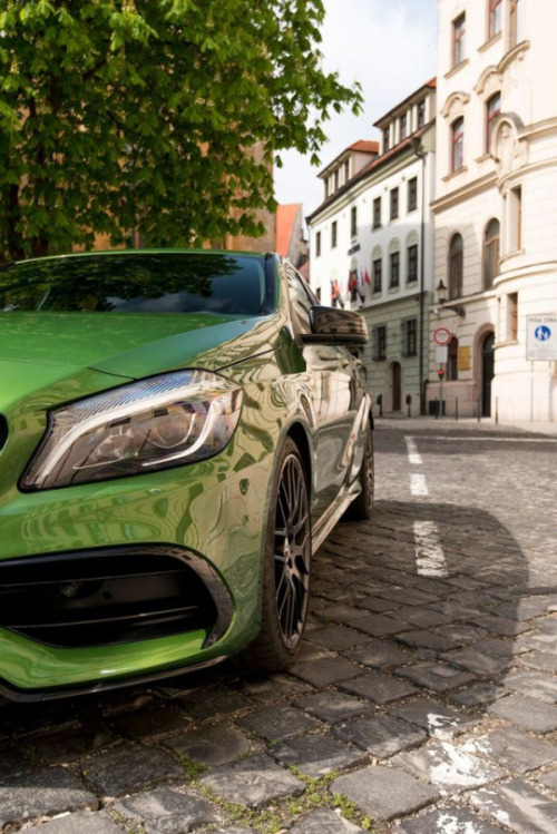 ambroke:Go green by Benz