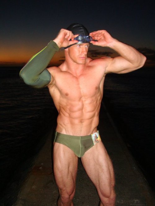 swimwearman:  www.swimwearman.tumblr.com