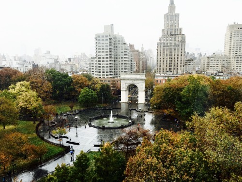 west 4th and washington square park. nyc. 10 11 2015.