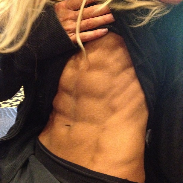 southerncaliforniadreamin:  Zoe Daly Photo Set #1