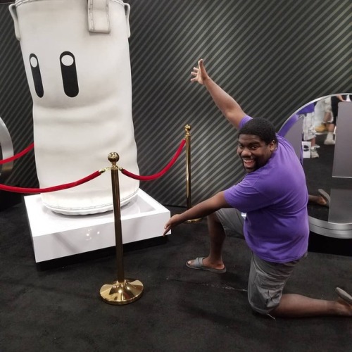 Got to try out the new Smash Bros Ultimate. Played 2 matches (won both with Mega Man 😊). Lot faster than Sm4sh. I had fun with it!  Here’s me next to a Giant Sandbag from Smash Bros.   #evo2018 #supersmashbrosultimate  (at Mandalay Bay Resort