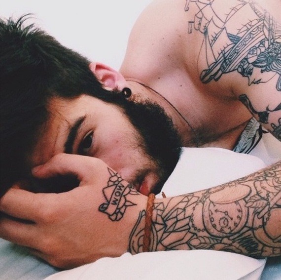 beardsplustattoos:  Wake me up 