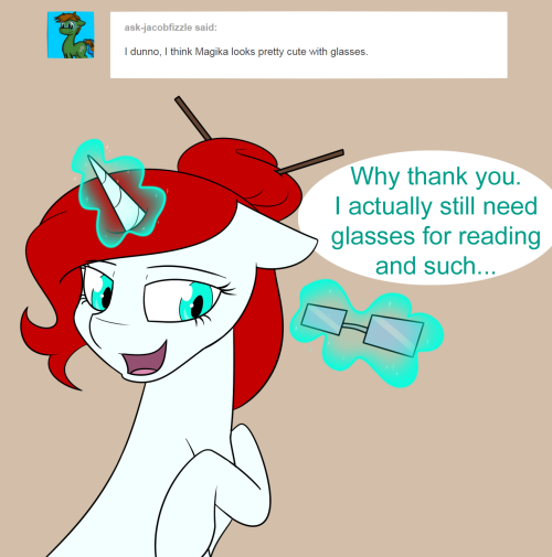 ask-nooby:  Nooby: WE HAVE TO READ IT! C’MON!  Magika: Yes, c-cool. ok…   X3