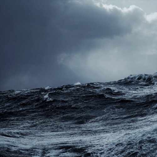 bikcnobi: Poseidon God of sea, earthquakes, storms and horses