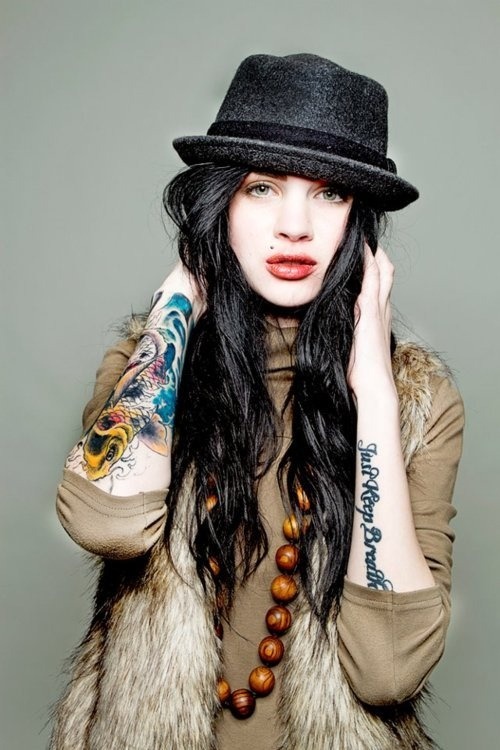 hot4tattoobabes:  hot4tattoobabes