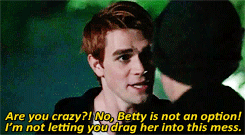 archiebetts:Archie Andrews: always protective of Betty Cooper