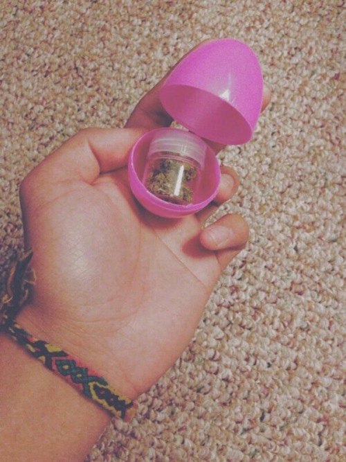 jennivarga:  happy easter, happy 420!!:) 
