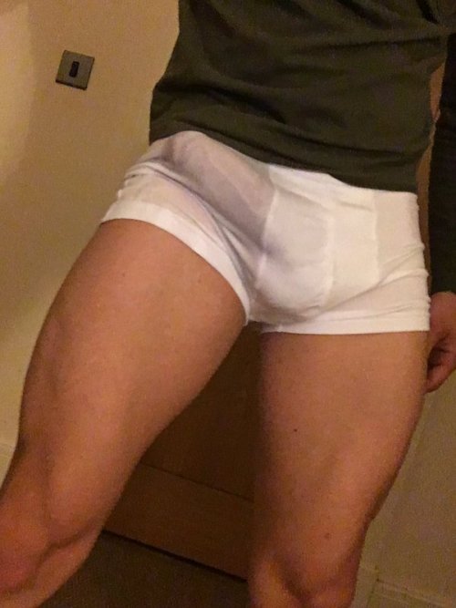 hotmaleunderwear:  hotmaleunderwear.tumblr.com 