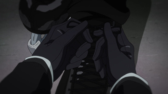 thranduilings:  i think one really cute detail is that Viktor used to wear gloves
