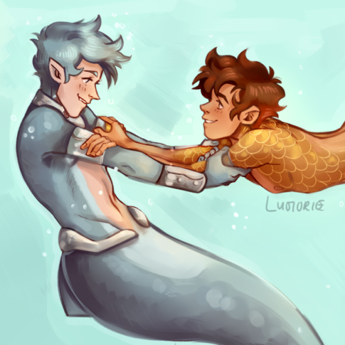 lumorie:Castle Swimmer is so adorable and sweet! Please go check this webcomic from @wendylianmartin