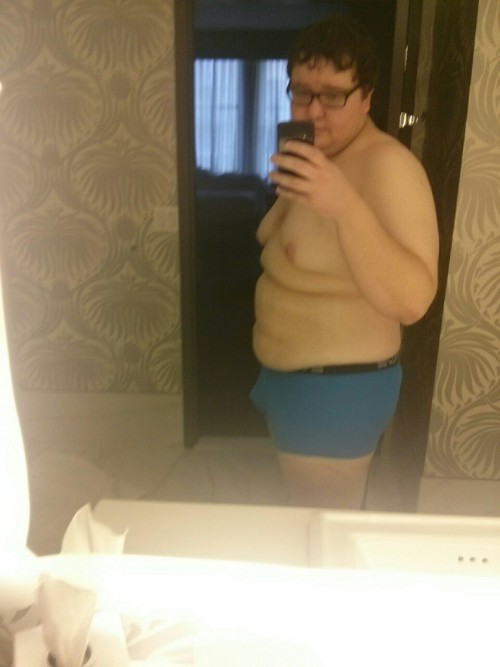 nerdygaymerstuff:  Bought some undies.  Ok, I admit it, you’re cute!