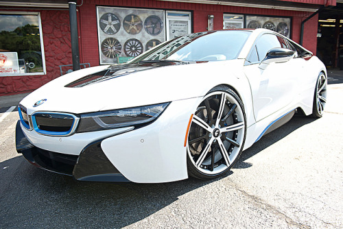 BMW I8 on Forgiato Wheels 