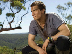 majdad-celebs:  Major Dad’s Male celebrity nude 0945  nakedmalecelebs1:  Bear Grylls NAKED       