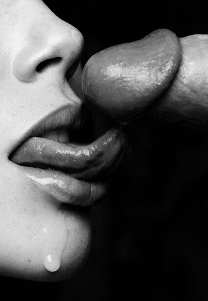 chucklesnaps:  yummy tongue to kiss