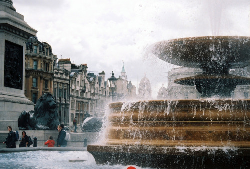 epiphanai: trafalgar square by Rachel