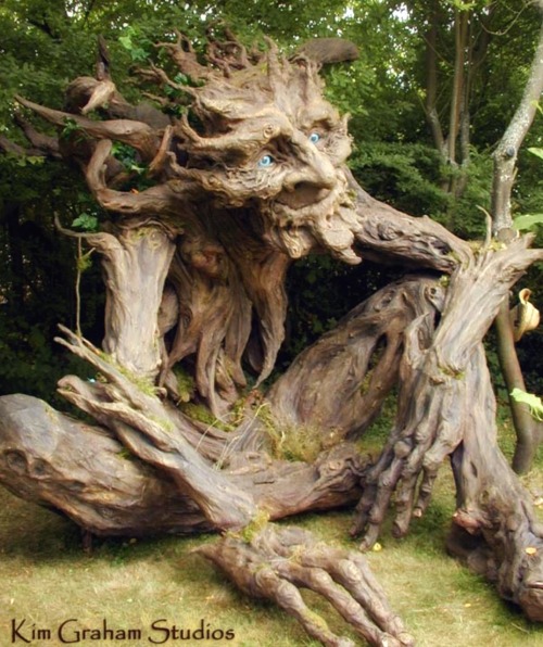 Artist Kim Graham&rsquo;s &ldquo;Jotuntre&rdquo;, Norwegian for King of the Trees, built for the Fre