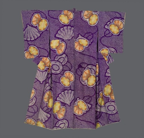 Kimono. Taisho period (1912-1927), Japan.  The Kimono Gallery. An antique silk kimono with an unusua