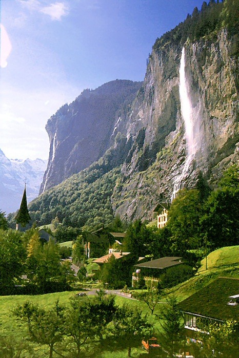 bluepueblo:   Waterfall Village, Lauterbrunnen, Switzerland photo via alexandra 
