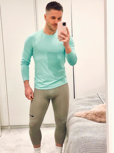 Sex tightus62:Do you prefer him in his running pictures