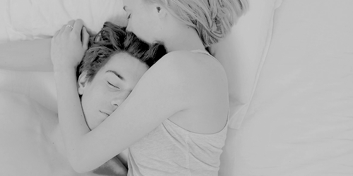 (✿◠‿◠) noora keeping william safe (✿◠‿◠) 