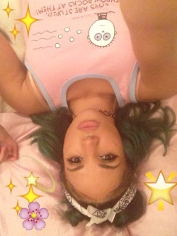 babeobaggins:  okay these are my 6 selfies for the year ! 
