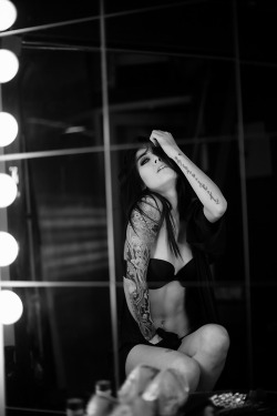 hot-tattoo-girls:  More Hot Tattoo Girls at http://hot-tattoo-girls.blogspot.com http://hot-tattoo-girls.blogspot.com/2014/07/more-hot-tattoo-girls-at-httphot-tattoo_4551.html