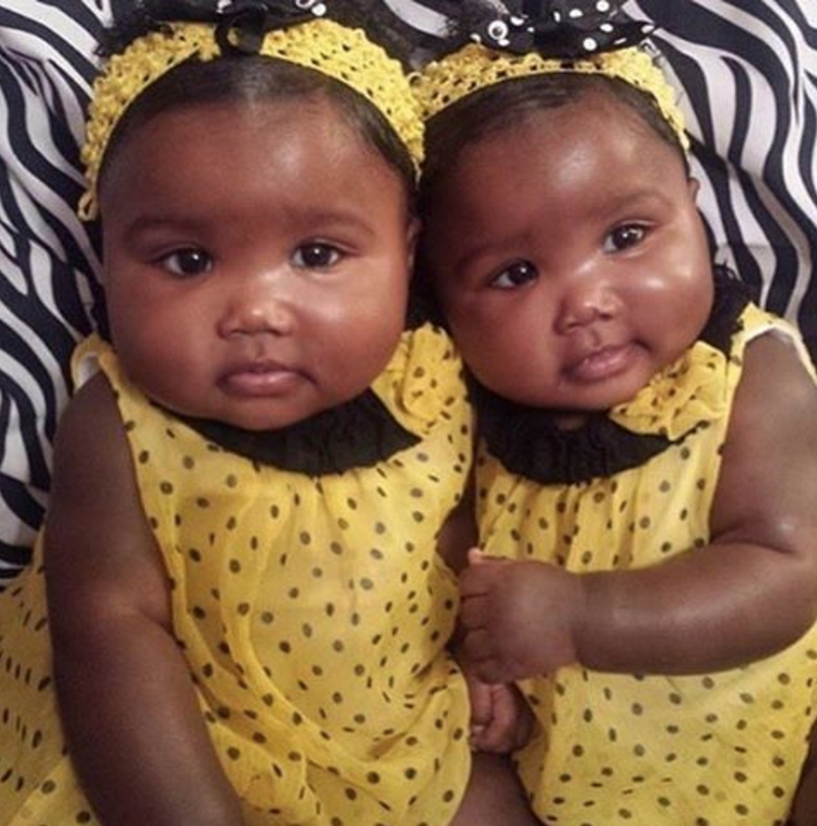 fedupblackwoman:  naturalhairqueens:pretty Awww they look like little dolls! So adorable