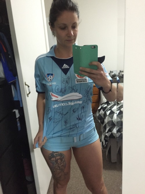 sparkie-gal:  Very happy Sky Blue tonight! Feat. #wickedweasel shorts