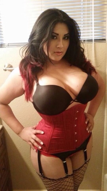 annawestmilf1:Unreal Big girl fantasies  A gorgeous lady. So sexy.