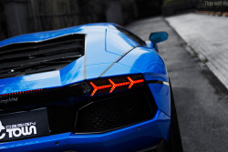 exclusive-pleasure:  Aventador 