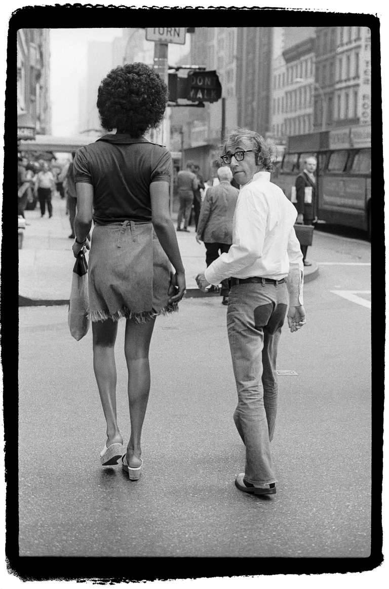 wandrlust:
“Woody Allen and Tamara Dobson, 57th Street Bridge, New York, 1971 — Bruce Laurance
”