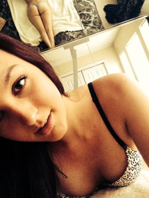sexy-college-selfies:  Click Here For More Pictures Of The Sexiest Selfies You Will Ever See