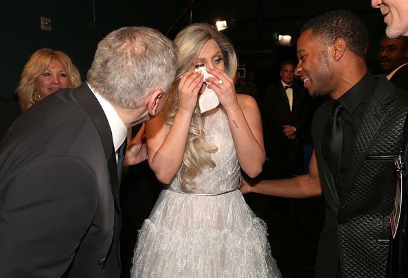 lefuck-:Lady Gaga crying backstage after her Sound of Music tribute performance 