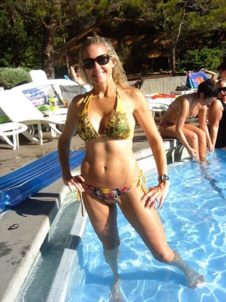 exposefree:  Submission So sexy  Kik geeewhiz  exposefree@aol.co.uk Female photos
