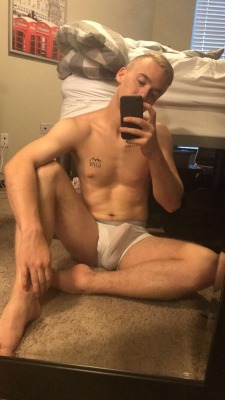 twinkyandhorny:  .