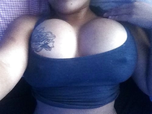 pussynthehood:  BIG ASS TITTIES😎LIKE A BOSS!LIFE OF A FREAK BROAD @ PUSSYNTHEHOOD.TUMBLR.COM