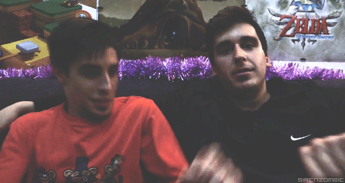 * Cuando alguien insulta a mis idolos