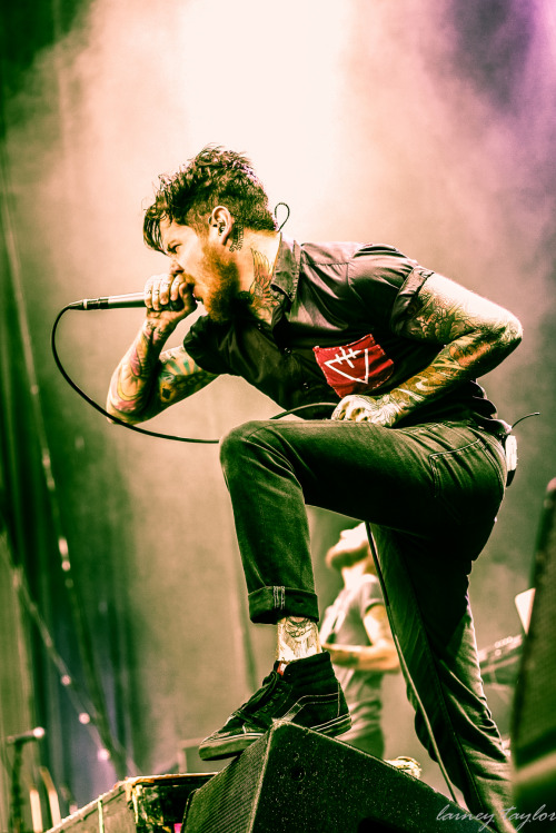 The Devil Wears Pradaby lainey taylorhttps://www.facebook.com/LaineyShootsShows