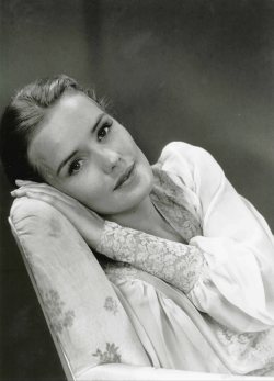 xxhorace:Frances Farmer https://painted-face.com/