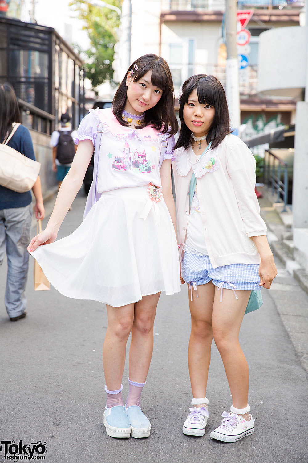tokyo-fashion:  Harajuku students Naotan &amp; Mogotan wearing pastel fashion