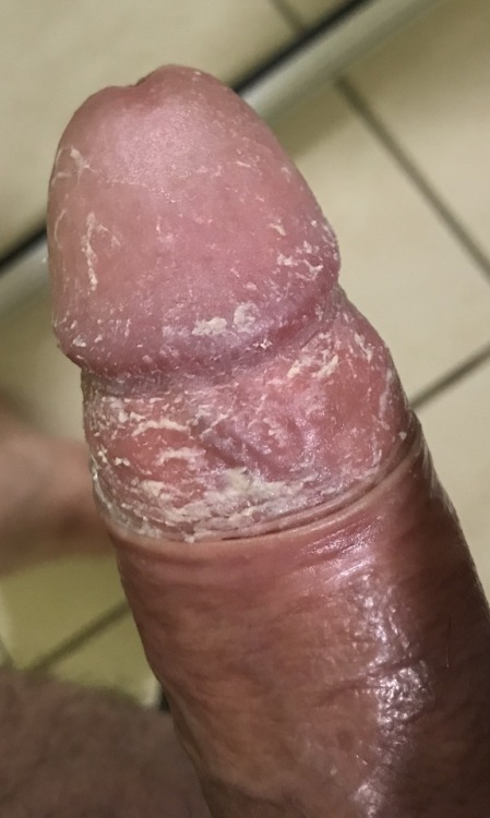 dirtysmegmacock: frainfrain: I did not resist, I had to eat it all. Goil!  if you don’t find a