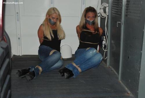 bondagehedgehog:  Nicki Masters and Destiny (aka Courtney Robinson)