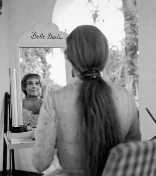 ladybegood:Bette Davis on the set of Hush…Hush, Sweet Charlotte (1964)