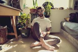 indecisive-guy:   	+ by Rachel Ankney    	For Flickr: 	portrait of Clay in his room.  