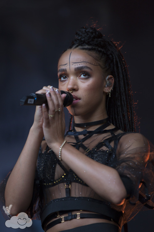 FKA twigs @ Laneway Festival, Sydney…