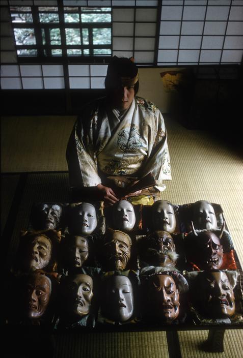 taishou-kun:  Burt Glinn (1925-2008) Noh actor Iwaho Kungo with his masks, Miyajima 宮島, Japan - 1961