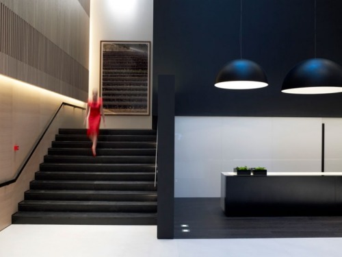 {Splitting this post up in three parts - the first one (this one) will cover the public spaces; seco