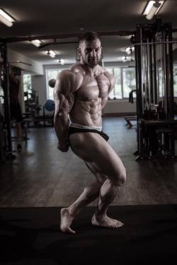 muscle-addicted:   Jan Turek  